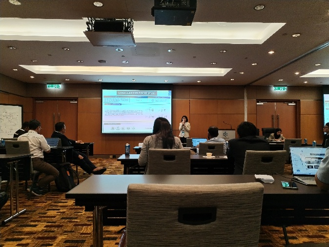 XMUM-Student-Presents-Low-Carbon-Research-at-PETRONAS-Symposium-2