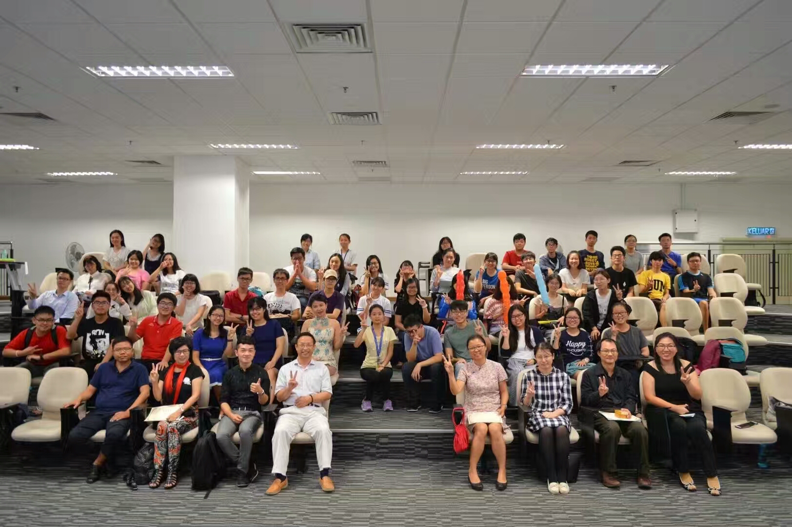 A Convergence of Poems in XMUM (2)