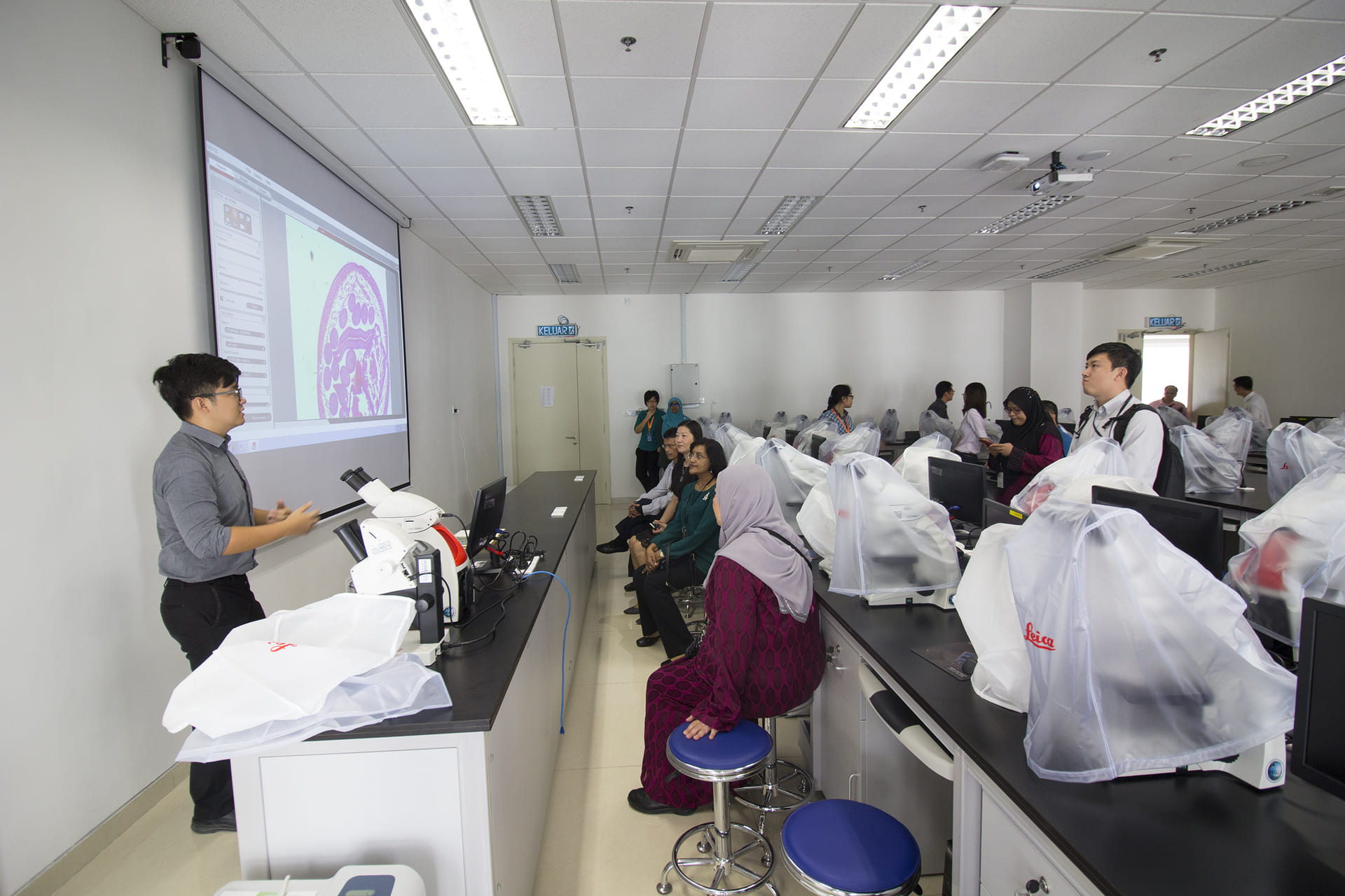 A visit from University of Malaya High Impact Research (3)