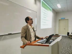 Chemical Engineering Students Learn More about Palm Oil Industry (3)