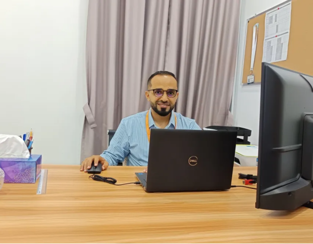 Dr.-Hakim-Abdulrab-Decoding-Life's-Challenges-with-an-Optimistic-Algorithm
