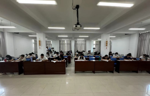 Pre-Internship TCM Proficiency Exam Held to Empower Students for Clinical Practice