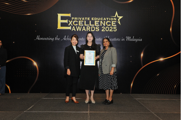 Prof.-Ir.-Dr.-Yong-Wai-Fen-Named-National-Outstanding-Researcher