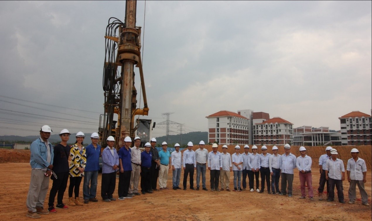 Second Phase of Campus Construction Kicks off (1)