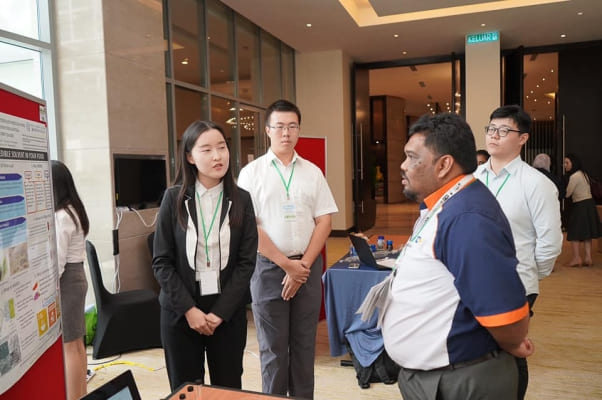 Three CME Students Win Silver Medal at 5th Undergraduate Research Competition & Exhibition