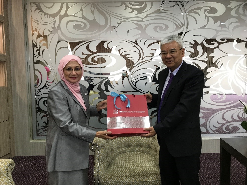 XMUM Delegation Visited Universiti Malaysia Terengganu to Explore Academic Cooperation (1)