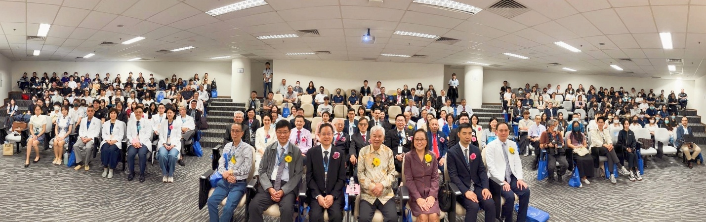 XMUM Hosts International Forum on Smart Traditional Chinese Medicine