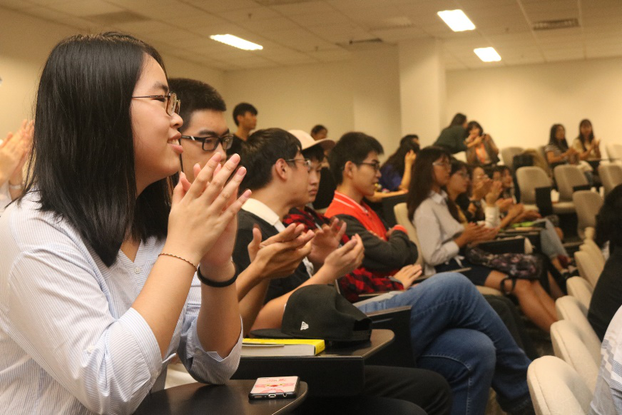 XMUM Inks MOA with Leo Burnett Malaysia (3)