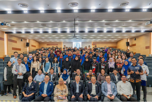 XMUM Hosts TVET Training Program on E-Commerce and Digitalization for Malaysian Youth closing ceremony