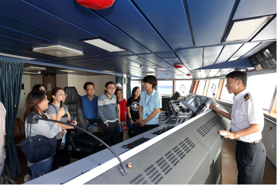 Xiamen University Research Vessel Tan Kah Kee Open Ship Days Successfully Held (1)