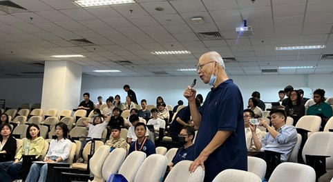 Prof Low ask question