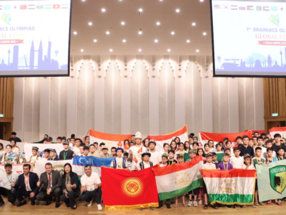 Brainiacs-Olympiad-2025-group-photo