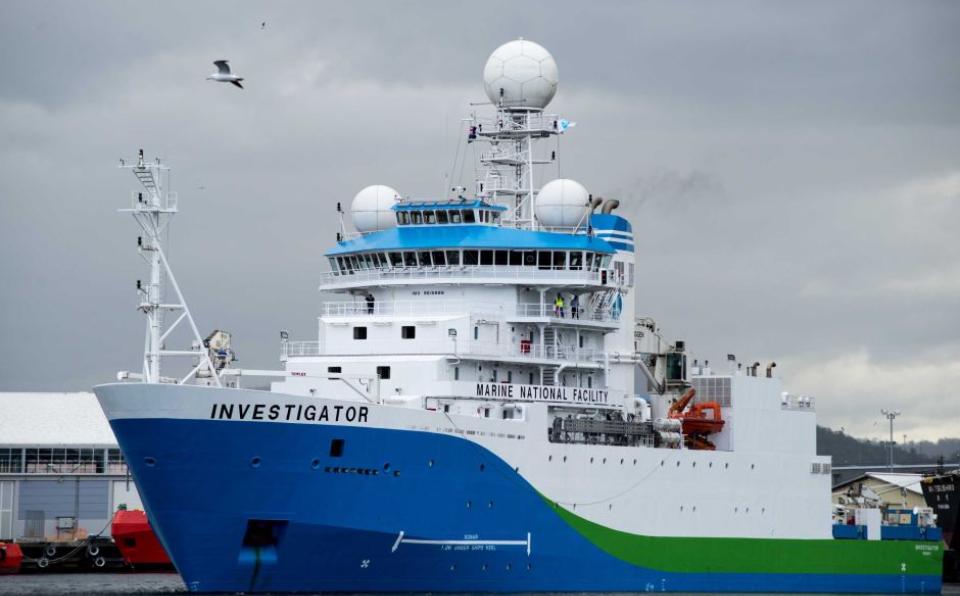 60 Days of Ship Time on Australia’s RV Investigator Granted to XMUM Prof. Robin Robertson (1)