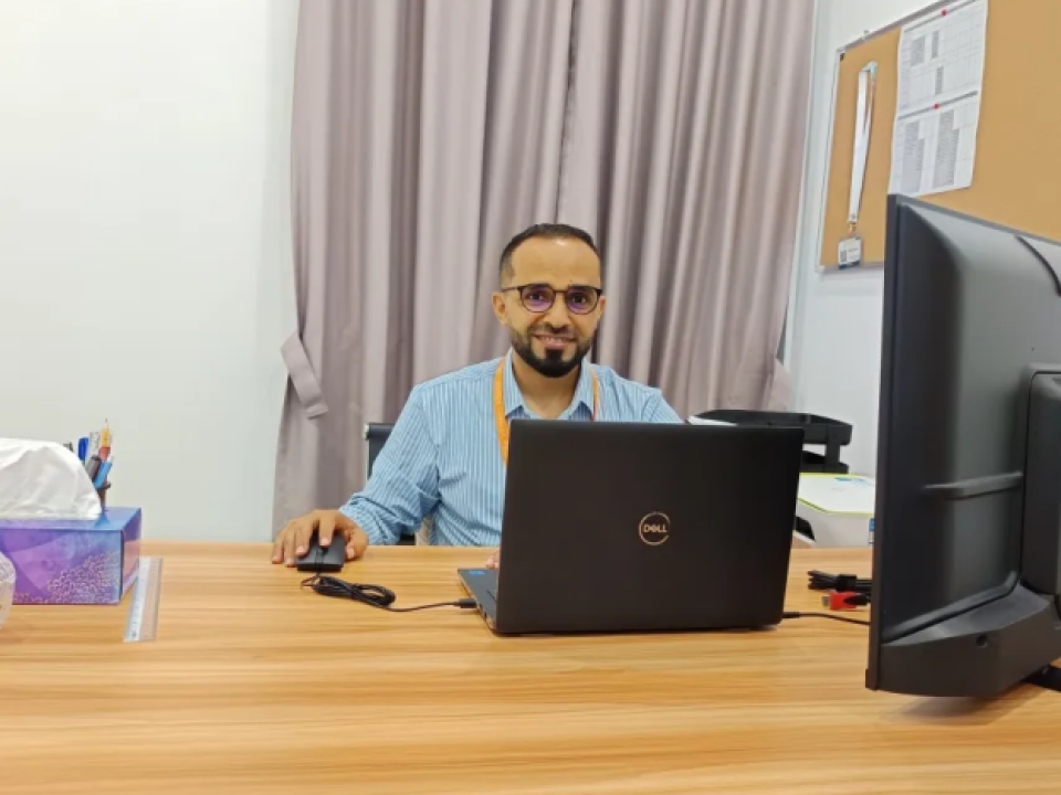 Dr.-Hakim-Abdulrab-Decoding-Life's-Challenges-with-an-Optimistic-Algorithm