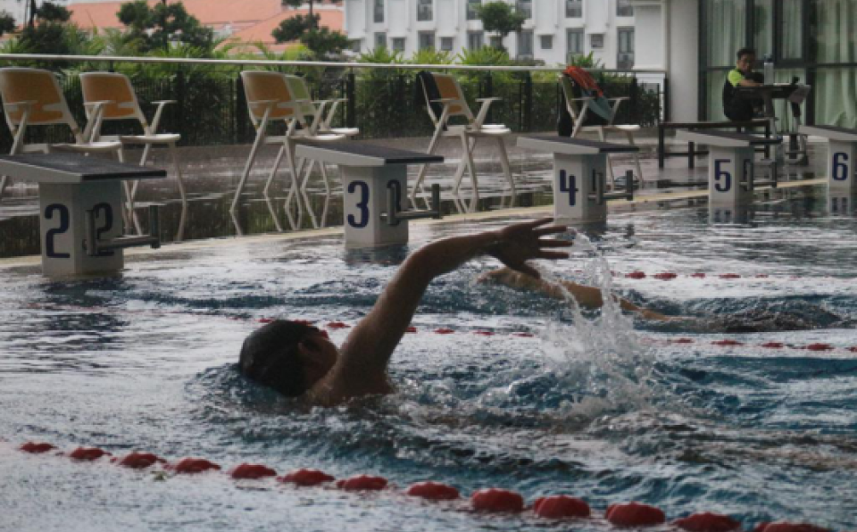 First Inter-University Swimming Competition Held at XMUM (1)