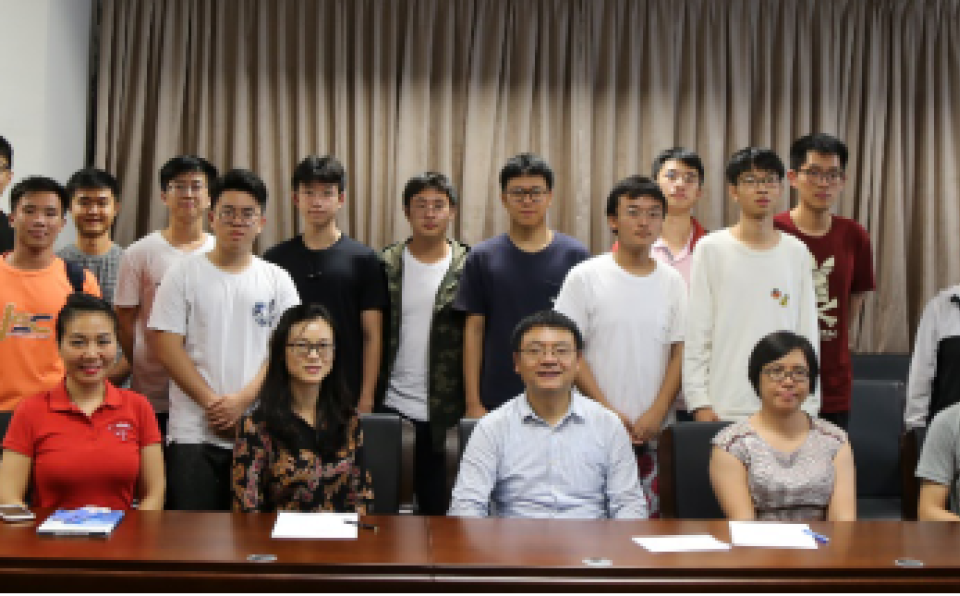 Innovation Talk Series #5  Learn the Formula of Success from Disney and Discover the Traits of Entrepreneurs (2)