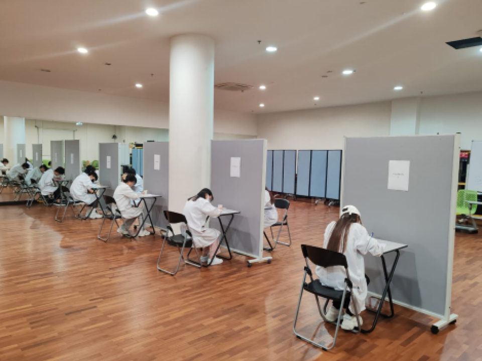 School of Traditional Chinese Medicine Conducts First Practical and Clinical Examinations