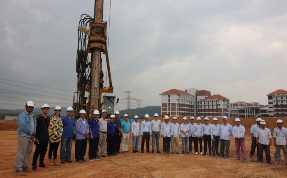 Second Phase of Campus Construction Kicks off (1)