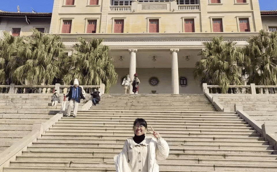 Three XMUM Alumni Selected for China Studies Program PhD Fellowships (3)