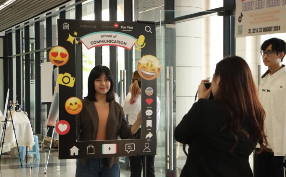 Unleash Creativity at XMUM's 2nd Adversphere Advertising Exhibition (1)