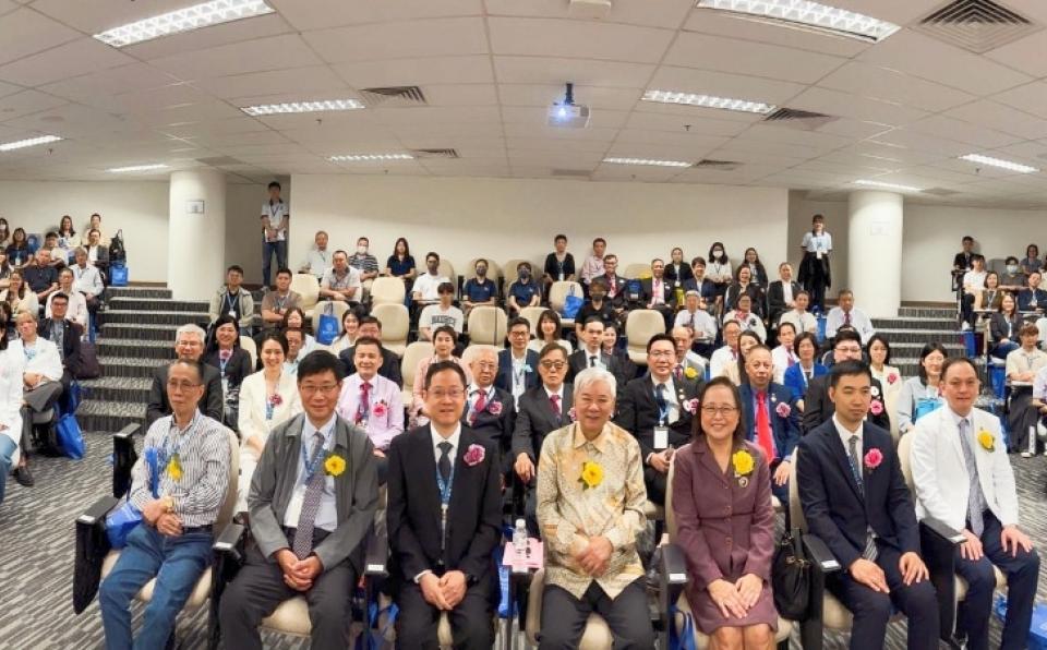 XMUM Hosts International Forum on Smart Traditional Chinese Medicine