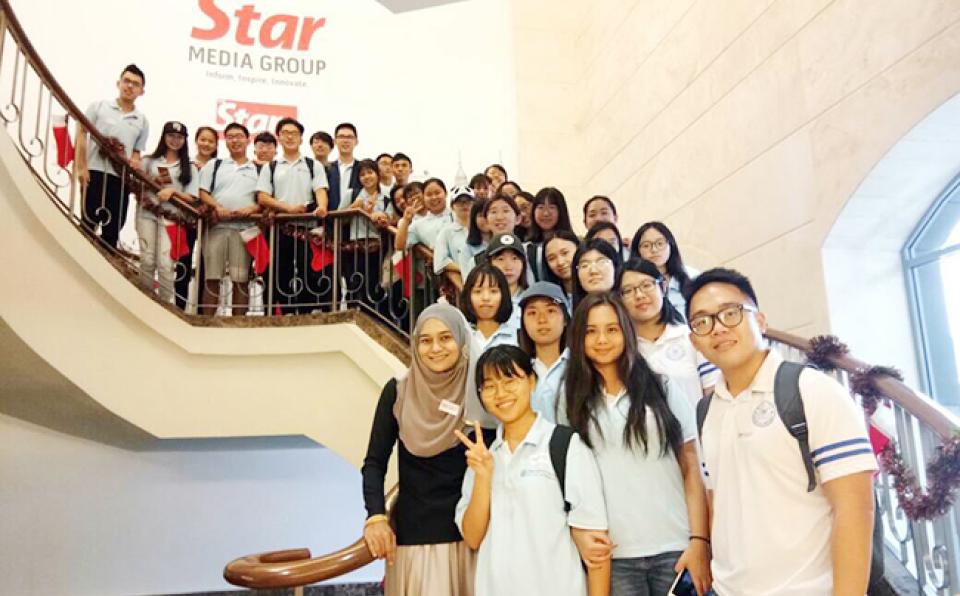 XMUM Journalism Students Venture ‘Beyond the Classroom’ to The Star Headquarters