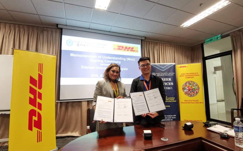 XMUM Signs MOU with DHL Asia Pacific Shared Services Sdn Bhd (1)