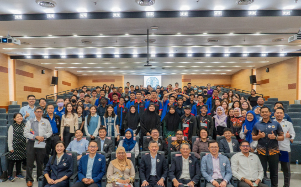 XMUM Hosts TVET Training Program on E-Commerce and Digitalization for Malaysian Youth closing ceremony