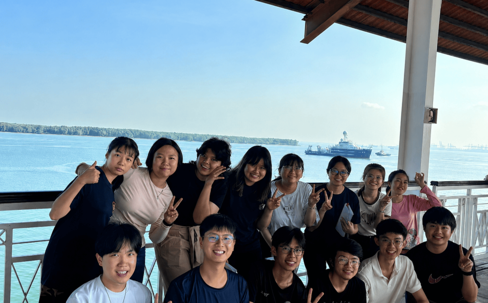 Chan Yi Ying and her friends