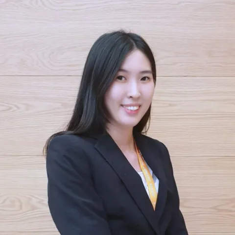 Dr Chong Yie Kie